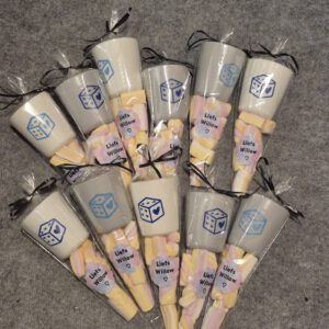 Puntzak met spekjes & gepersonaliseerde beker