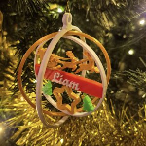 Draaiende kerstbal met naam