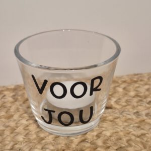 Thee lichtje voor jou zwart